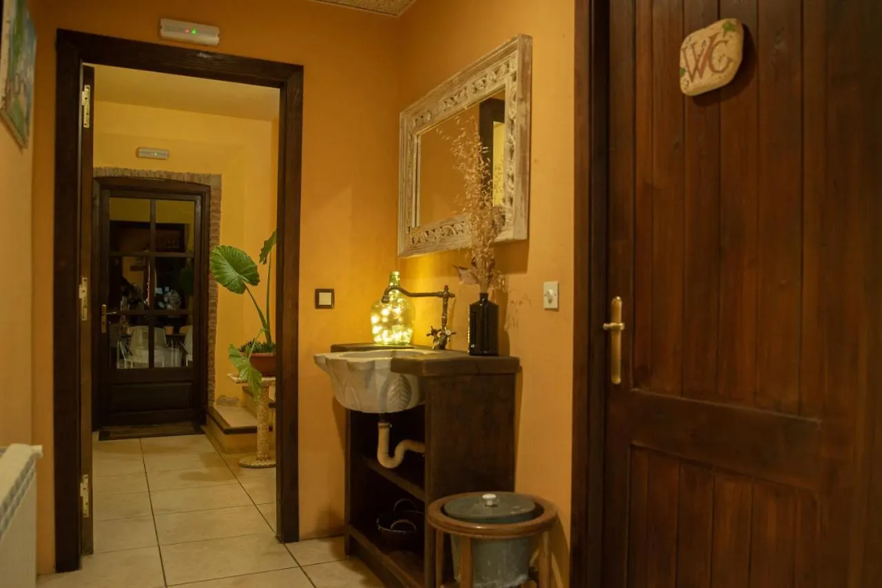 Pasteral Hotel Rural La Cellera de Ter 0*,